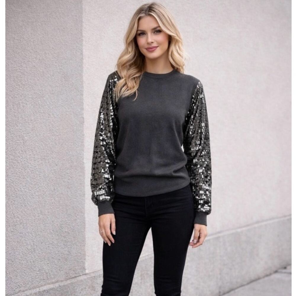 Sioni Women’s  Party  Glitter Sleeve  Green Greyish Sweater  Size M Nwt